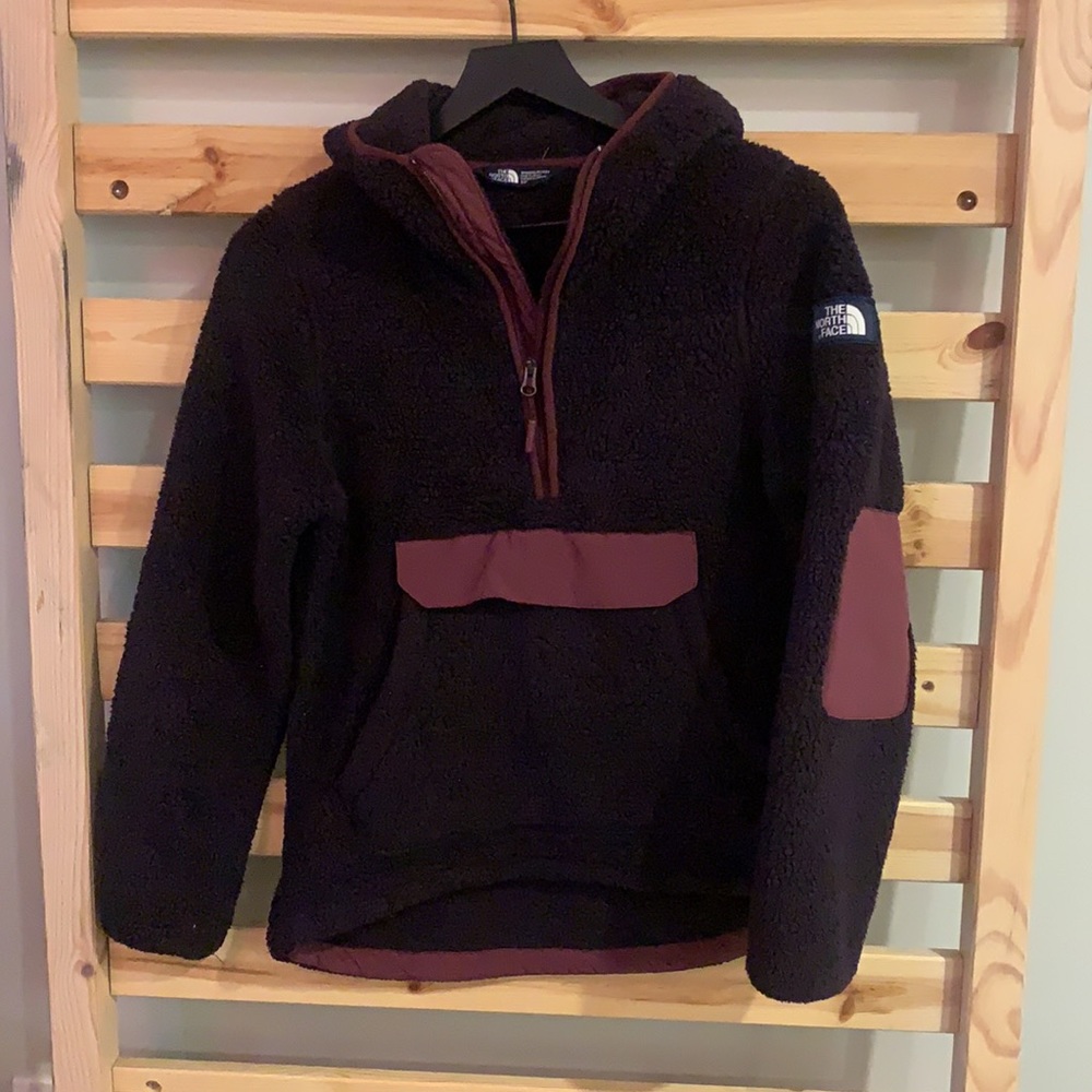 The north face sweater half zip Small